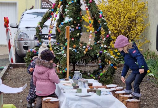 Einweihung Osterbrunnen in Weiler